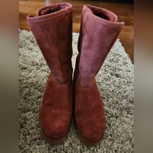UGG Classis Short Slim Boots - Size 5